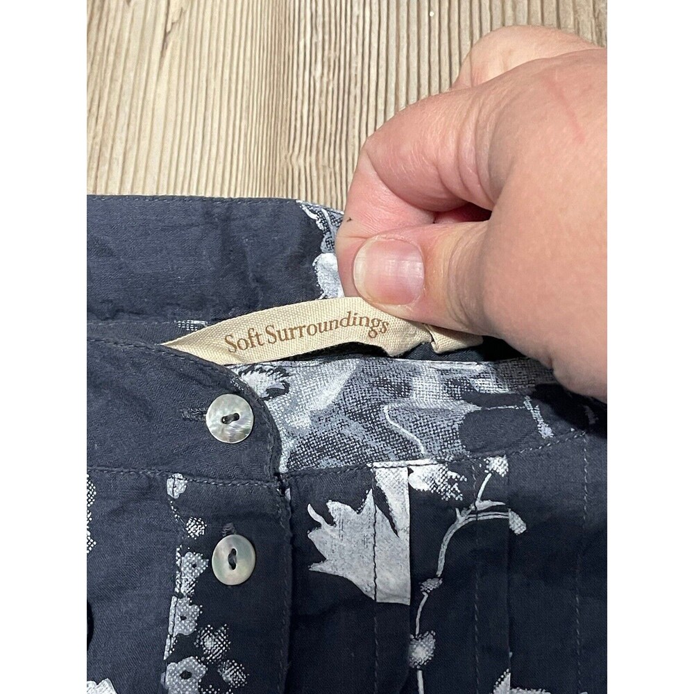 Soft Surroundings Womens Size L Blue Tuberosa Floral Blouse Roll Tab Sleeve - Picture 4 of 10